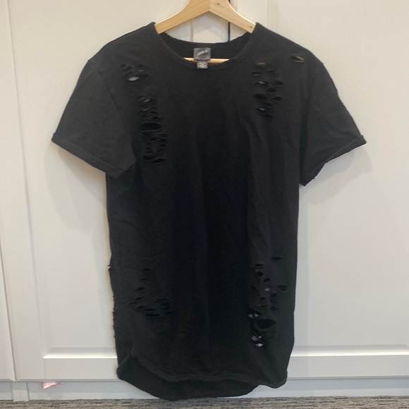 Other - Men’s Urban-ID ripped black top